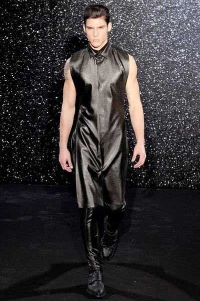 Look 29